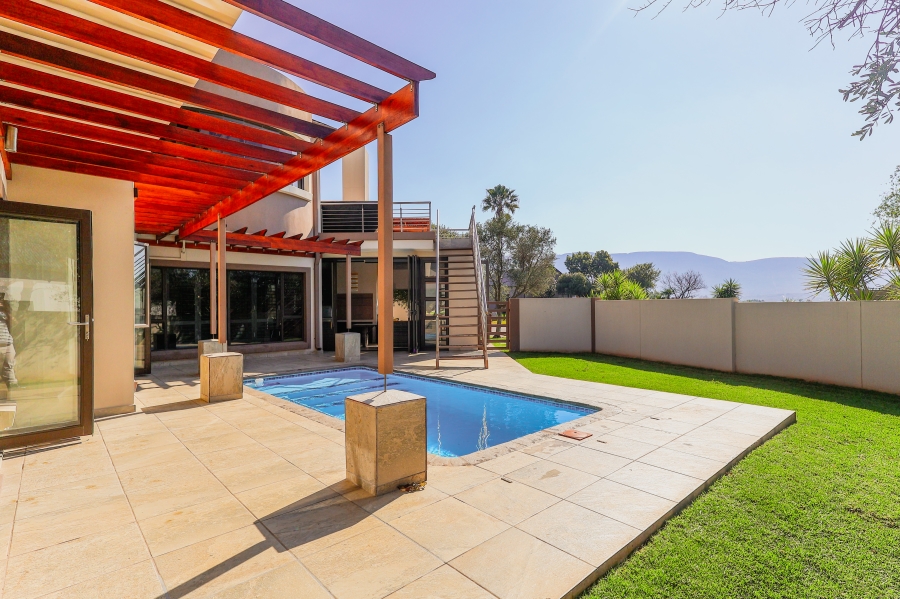 3 Bedroom Property for Sale in The Coves North West